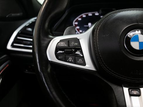 Used 2022 BMW X6 M50i w/ Executive Package image 29