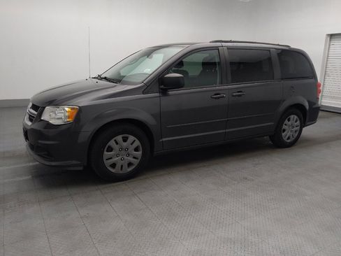 Used 2017 Dodge Grand Caravan SE w/ Power Window Group FWD image 2