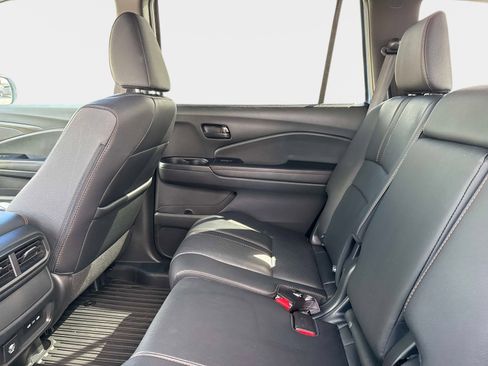 Used 2024 Honda Passport TrailSport image 14