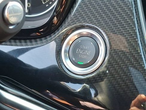 Certified 2025 Cadillac XT6 Sport w/ LPO, Floor Liner Package AWD/4WD image 18