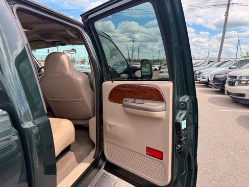 Used 2002 Ford F350 Lariat AWD/4WD image 29
