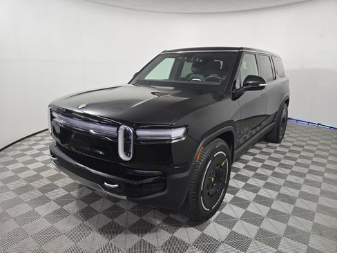 Used 2025 Rivian R1S Adventure AWD/4WD image 1