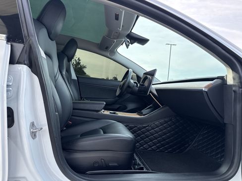 Used 2019 Tesla Model 3 Standard Range Plus RWD image 29