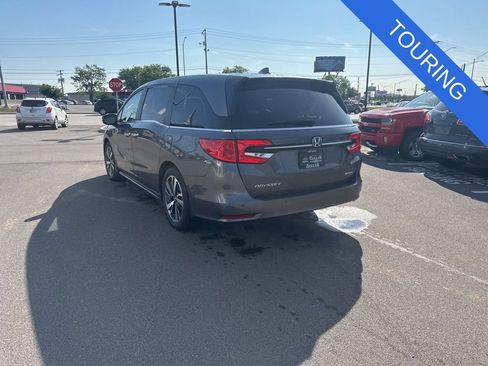 Used 2023 Honda Odyssey Touring image 4