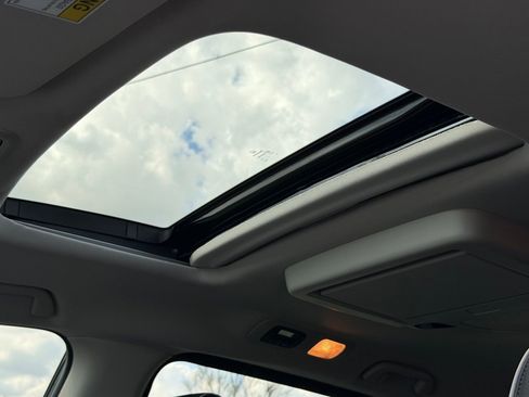 Used 2026 Honda Odyssey Elite image 19