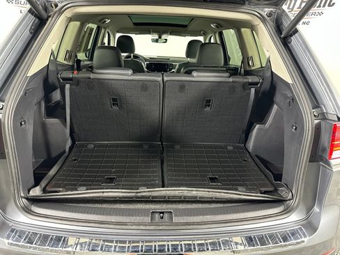 Used 2023 Volkswagen Atlas SE w/ Panoramic Sunroof Package FWD image 29