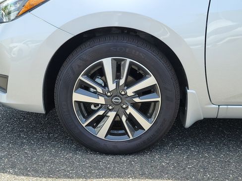 New 2025 Nissan Versa SV w/ Trunk Package FWD image 6