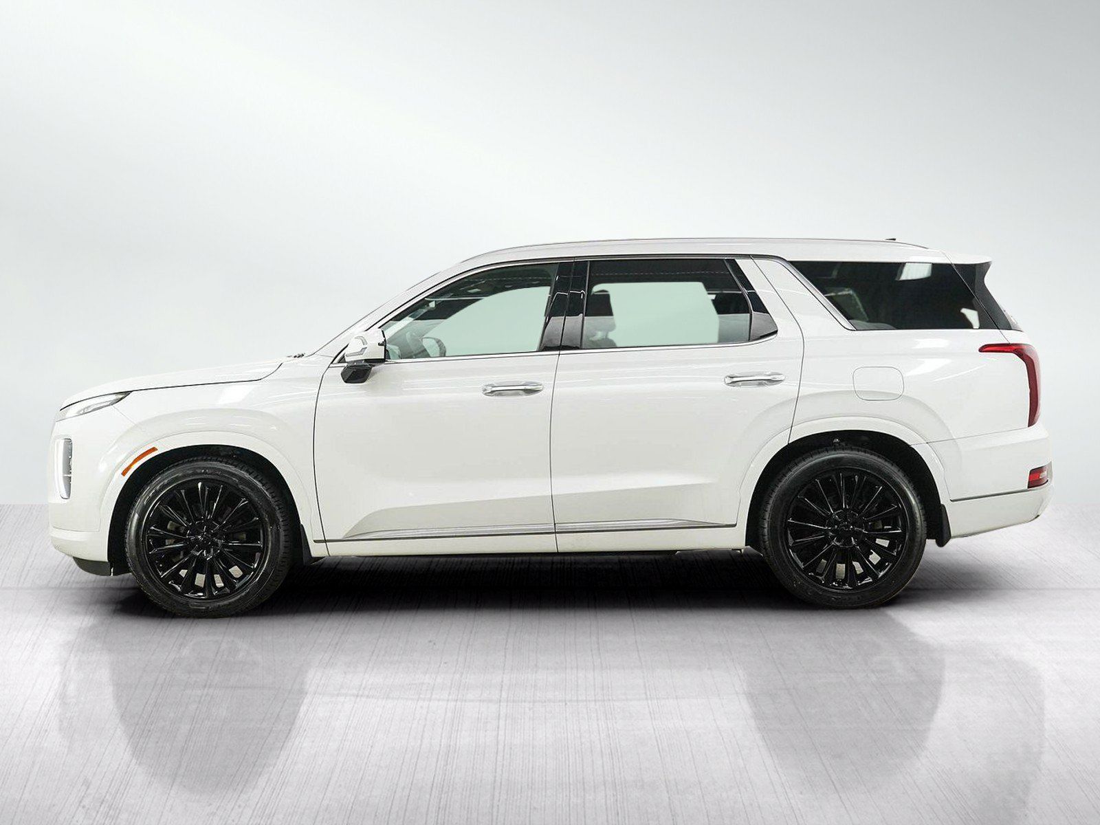 Used 2020 Hyundai Palisade Limited AWD/4WD image 2