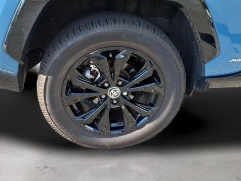 Used 2023 Toyota RAV4 XSE AWD/4WD image 34