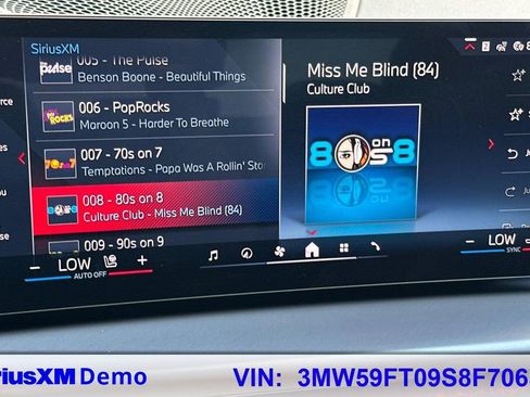 Used 2025 BMW M340i w/ Shadowloine Package RWD image 33