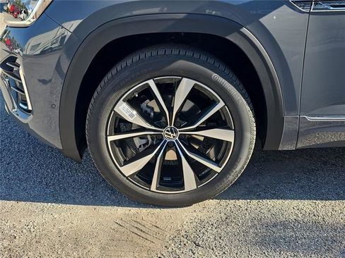 New 2026 Volkswagen Atlas Cross Sport SEL Premium R-Line image 8