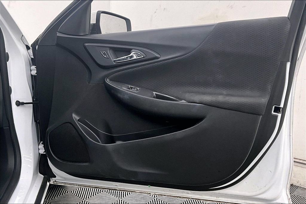 Used 2024 Chevrolet Malibu LT FWD image 25