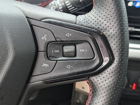 Used 2024 Chevrolet Trax RS image 21