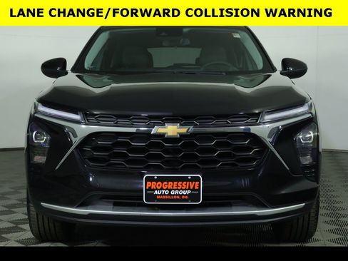Used 2024 Chevrolet Trax LT w/ Driver Confidence Package image 7