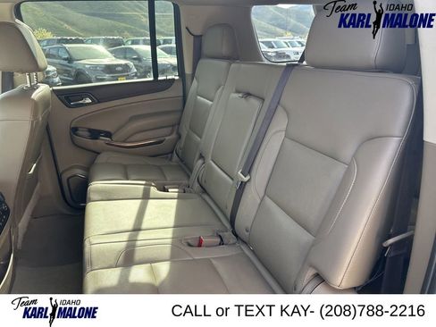 Used 2019 GMC Yukon XL SLT w/ Open Road Package AWD/4WD image 12