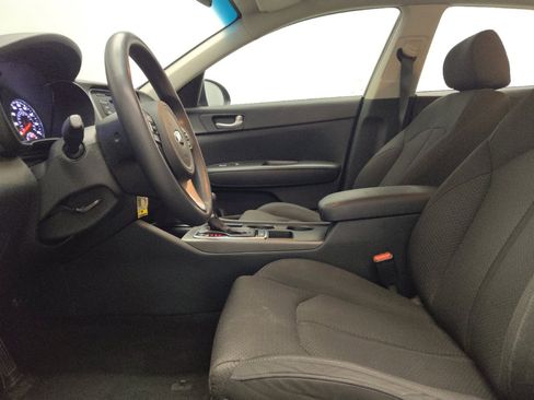 Used 2016 Kia Optima LX w/ Option Group 014 FWD image 17