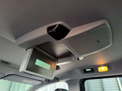 Used 2023 Honda Odyssey Elite image 39