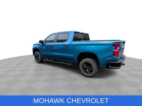 Used 2022 Chevrolet Silverado 1500 LT Trail Boss w/ Convenience Package II image 7