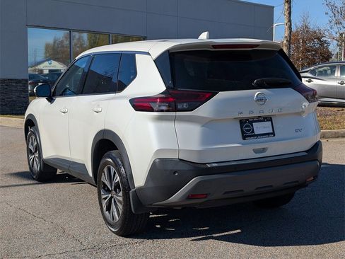 Used 2021 Nissan Rogue SV image 7