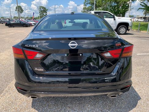 Used 2026 Nissan Altima 2.5 SR FWD image 8