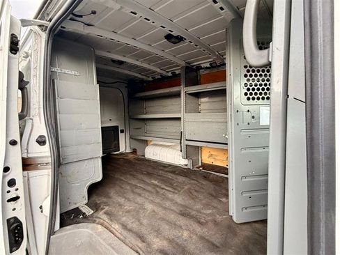 Used 2020 Nissan NV 2500 SV w/ Navigation Package RWD image 15