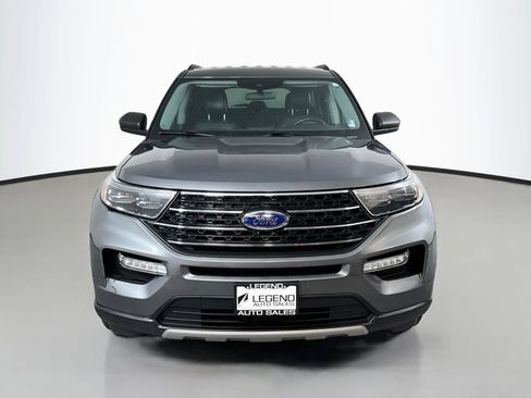 Used 2023 Ford Explorer XLT w/ Equipment Group 202A AWD/4WD image 2