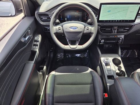 Used 2026 Ford Escape ST-Line w/ Tech Pack #1 FWD image 12