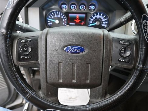 Used 2014 Ford F250 XLT w/ XLT Premium Package image 15