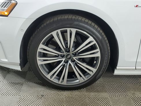 Certified 2021 Audi A8 L 4.0T w/ Executive Plus Package image 17