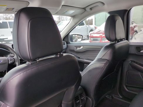 Used 2023 Ford Escape SE image 22