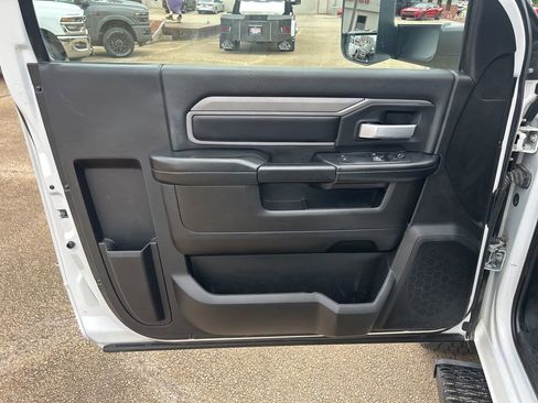 Used 2019 RAM 3500 Tradesman AWD/4WD image 7
