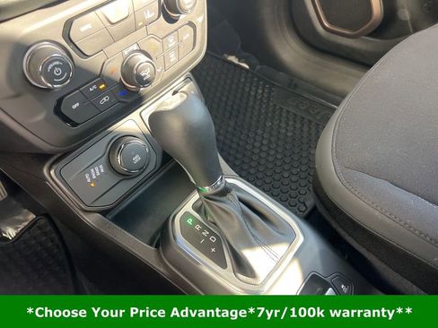 Certified 2023 Jeep Renegade Latitude image 54