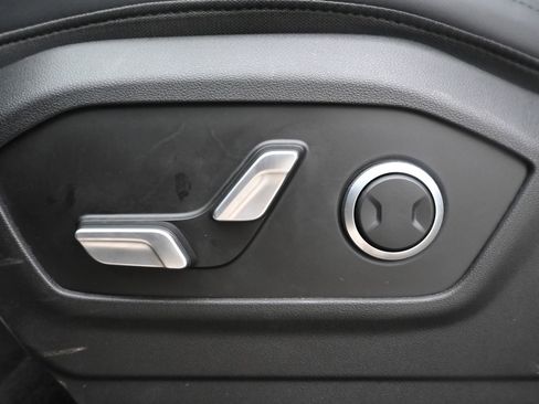 Used 2026 Hyundai Santa Fe SEL FWD image 9