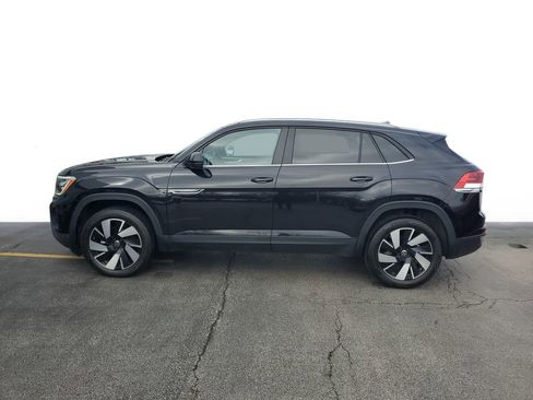 Used 2025 Volkswagen Atlas Cross Sport SE FWD image 4