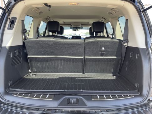 Used 2024 Nissan Armada Platinum w/ Captain's Chairs Package RWD image 13