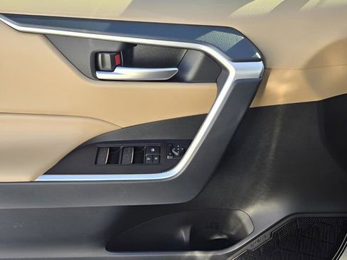 Certified 2025 Toyota RAV4 XLE Premium image 28