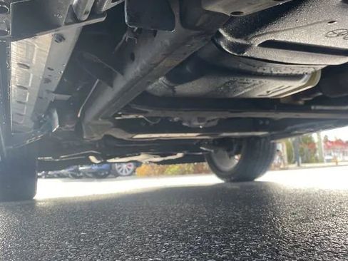 Used 2017 GMC Yukon Denali w/ Open Road Package image 8