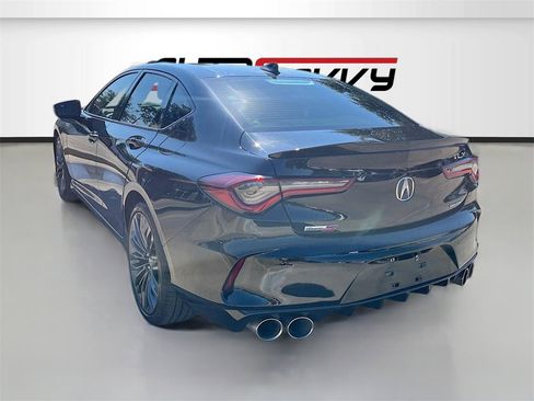 Used 2022 Acura TLX Type S image 5