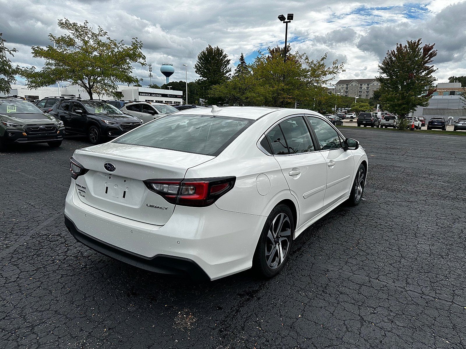 Used 2022 Subaru Legacy Limited AWD/4WD image 3