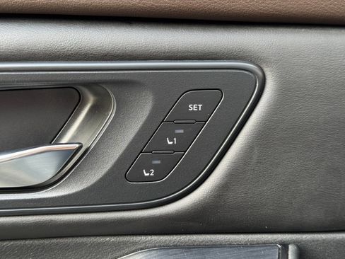 Used 2022 Nissan Rogue SL FWD image 18