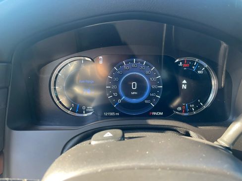 Used 2016 Cadillac Escalade Premium AWD/4WD image 59