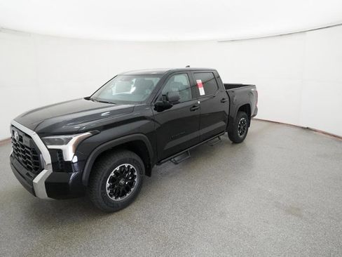 New 2026 Toyota Tundra SR5 AWD/4WD image 30