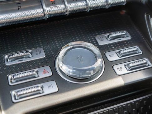 Used 2024 Lincoln Nautilus Reserve w/ Equipment Group 203A AWD/4WD image 41
