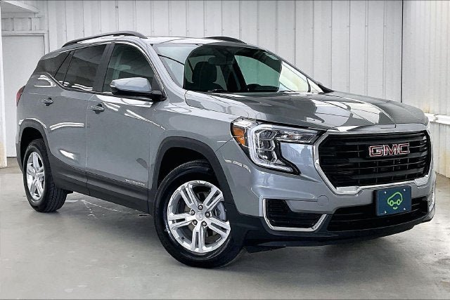 Certified 2024 GMC Terrain SLE w/ Driver Convenience Package AWD/4WD image 34