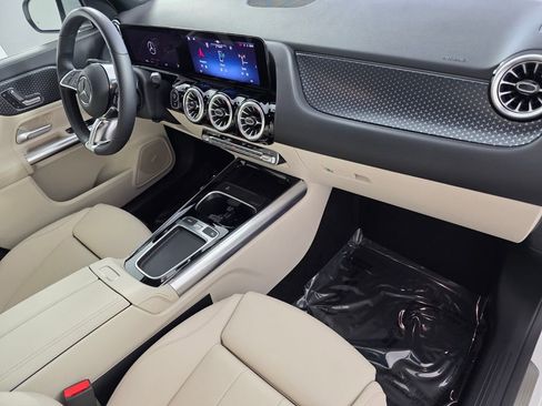 Certified 2025 Mercedes-Benz GLA 250 GLA 250 image 31