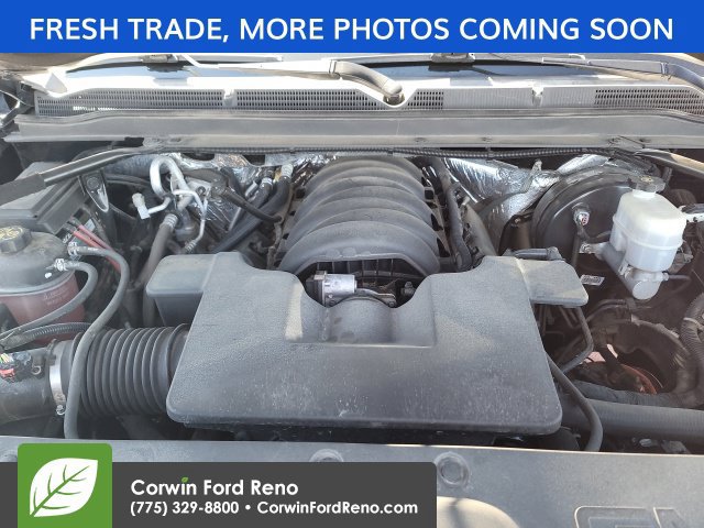 Used 2018 GMC Yukon SLT w/ HD Trailering Package AWD/4WD image 18