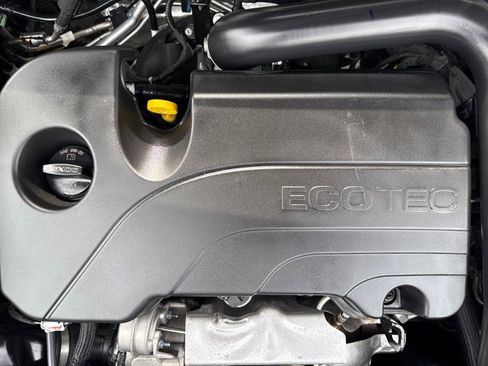 Used 2024 Chevrolet Equinox LT image 31