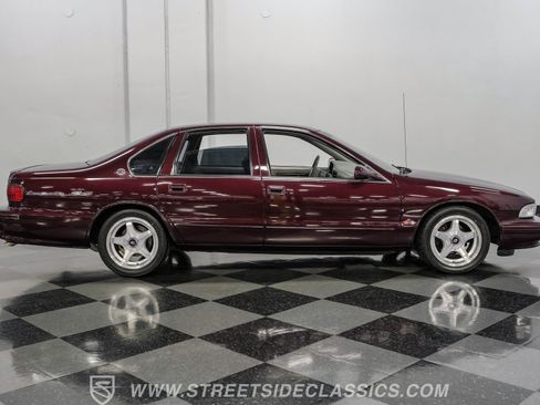 Used 1996 Chevrolet Impala SS RWD image 14