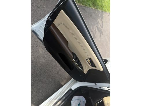 Used 2016 Toyota Avalon Limited w/ Toyota Safety Sense Package FWD image 8