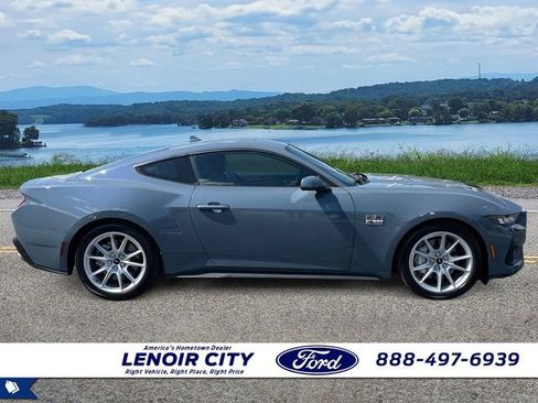 Used 2024 Ford Mustang GT Premium RWD image 2